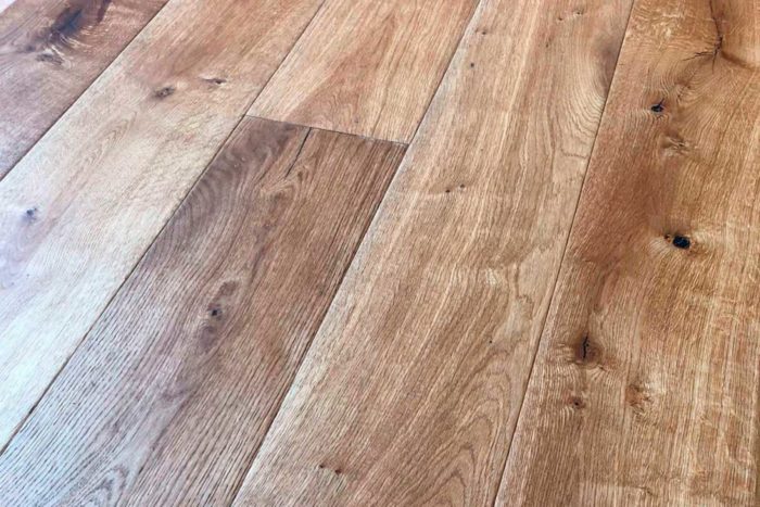 Parquet multicapa de madera natural Cora