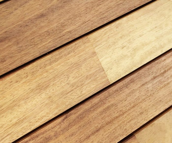 Tarima exterior de madera Exterpark Iroko