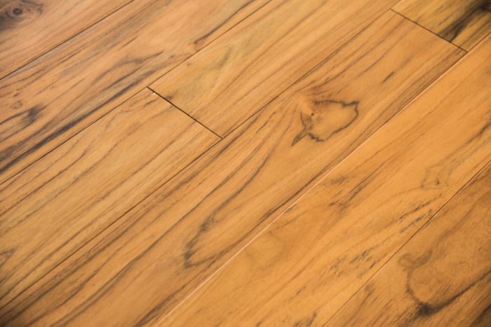 Suelo macizo de madera Teka Plantación