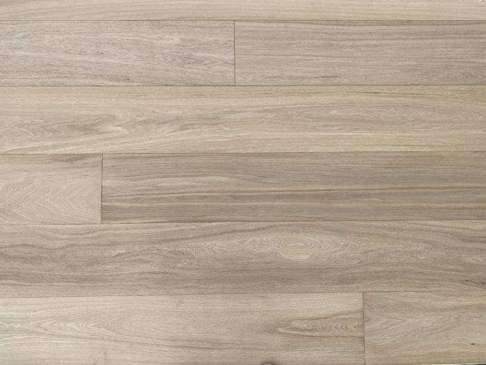 Suelo de madera de roble Bora