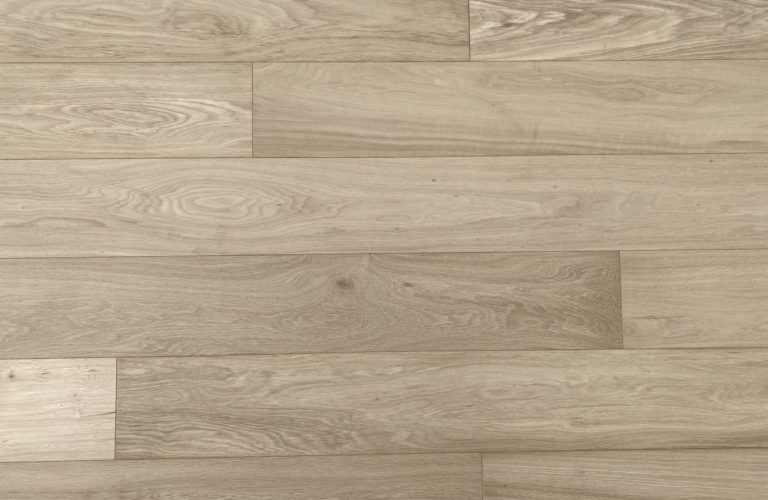 Suelo de madera de roble Levante