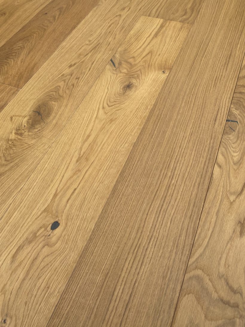 Suelo de madera de roble Viento – 1OAK Único | Parkmobel.es