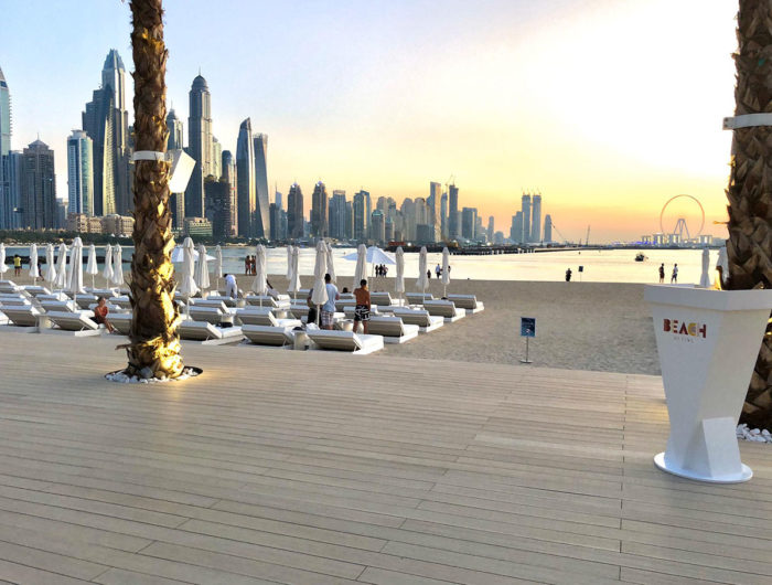 Proyecto Exterpark Cube Crema en Hotel Five