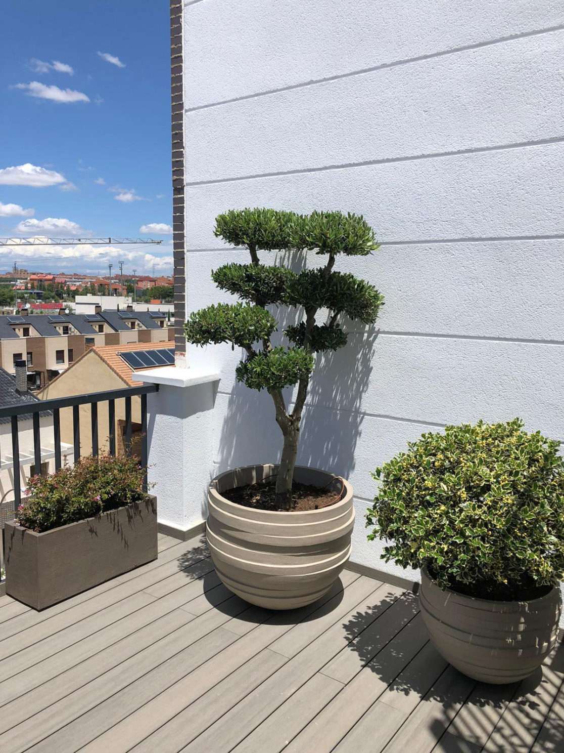 Proyecto Exterpark Tech Cube Plata en Terraza particular