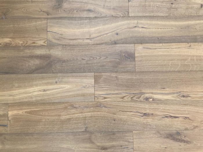 Suelo de madera de roble Pinot
