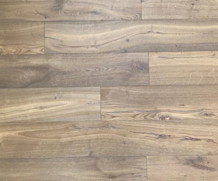 Suelo de madera de roble Pinot